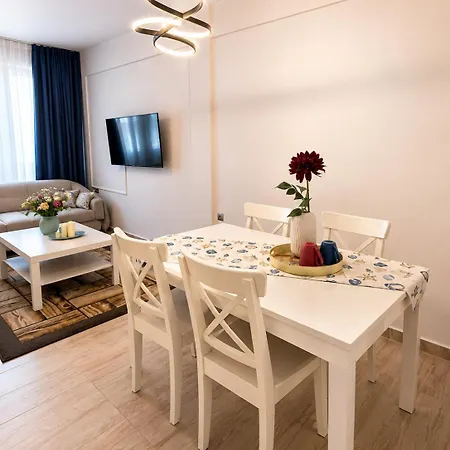 Luxavi Boutique Center * Serres